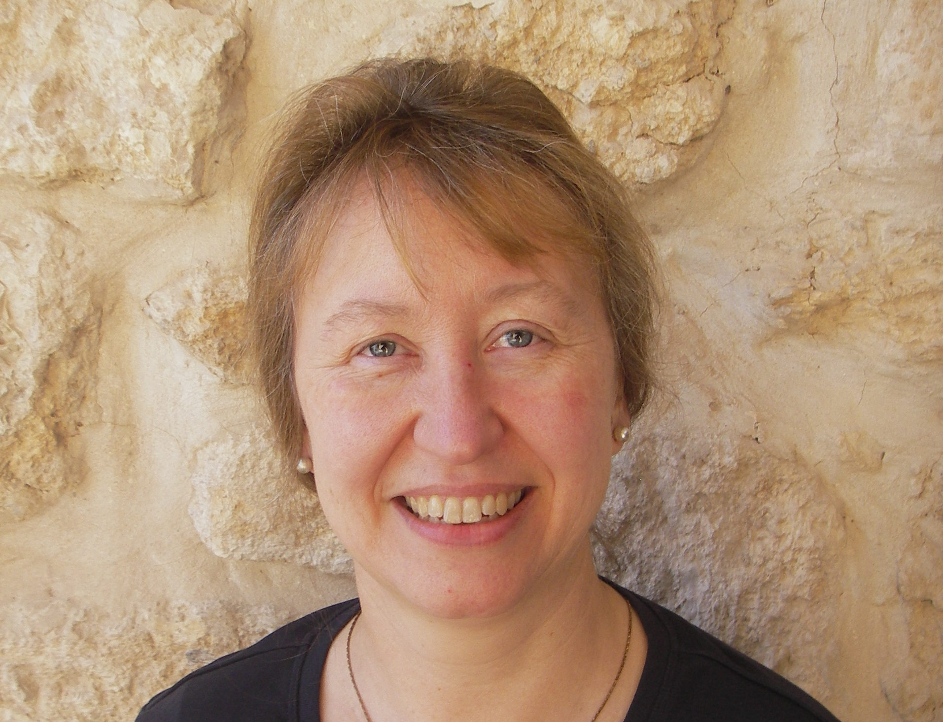 Portraitfoto von Rabbinerin Dr. Antje Deusel. ©Deusel.